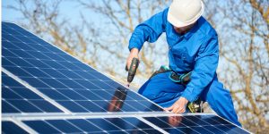 Installation Maintenance Panneaux Solaires Photovoltaïques à Lavigny